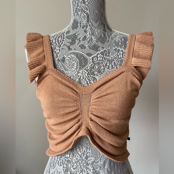 Frill Sleeve Knitted Crop Top - Picture 3 of 7